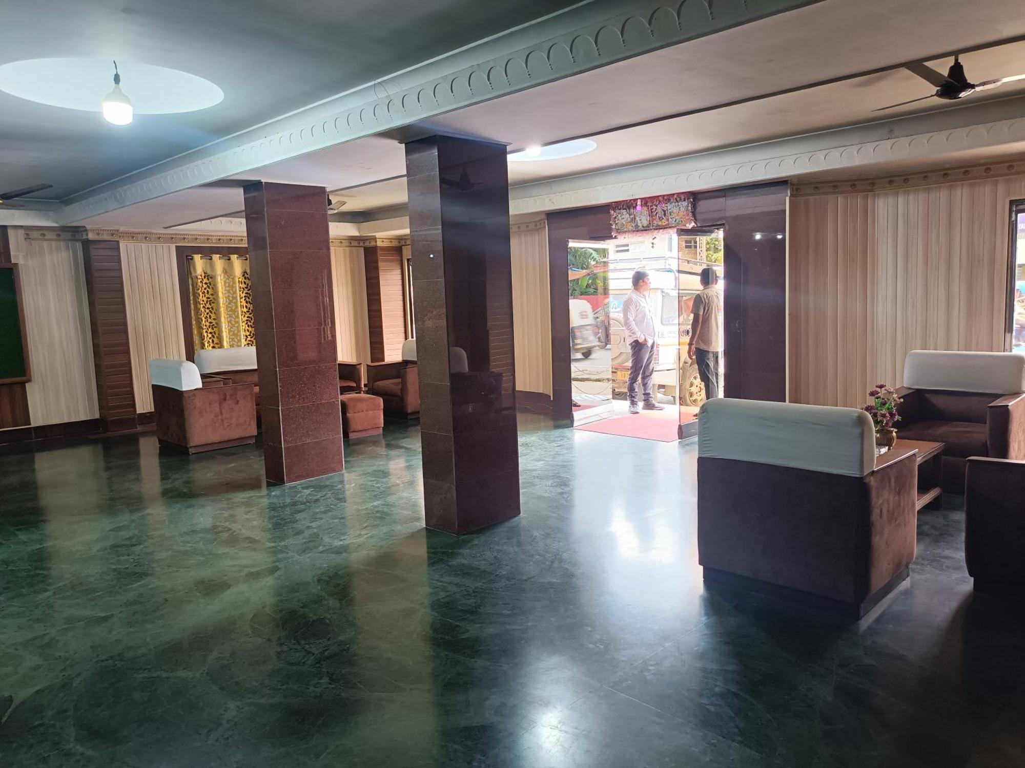 Hotel Sudakshina By Roh Silchar Kültér fotó