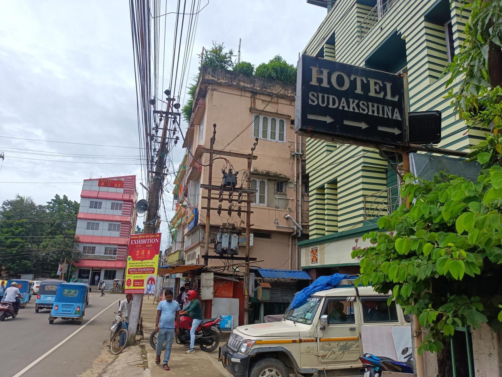 Hotel Sudakshina By Roh Silchar Kültér fotó