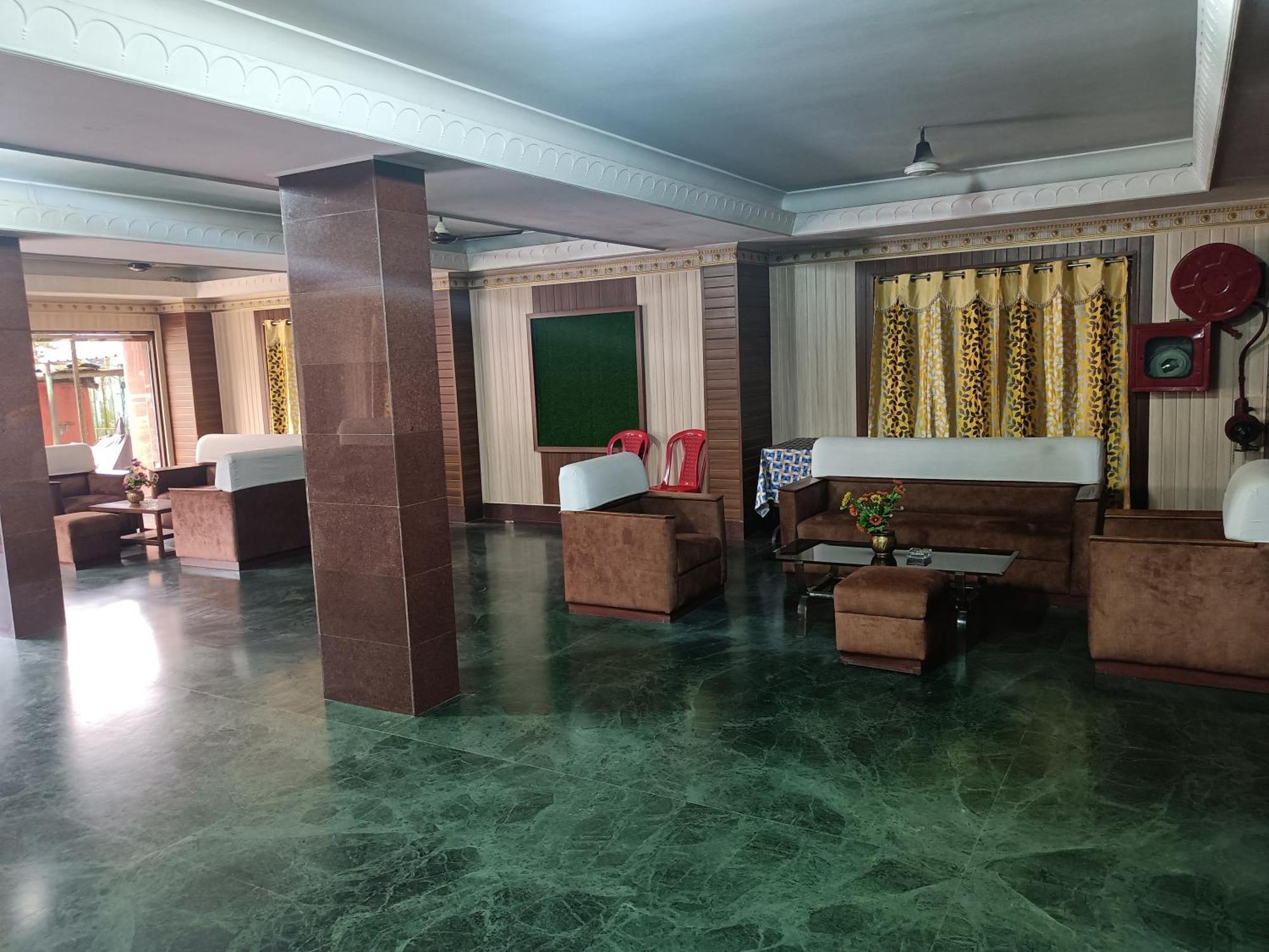 Hotel Sudakshina By Roh Silchar Kültér fotó