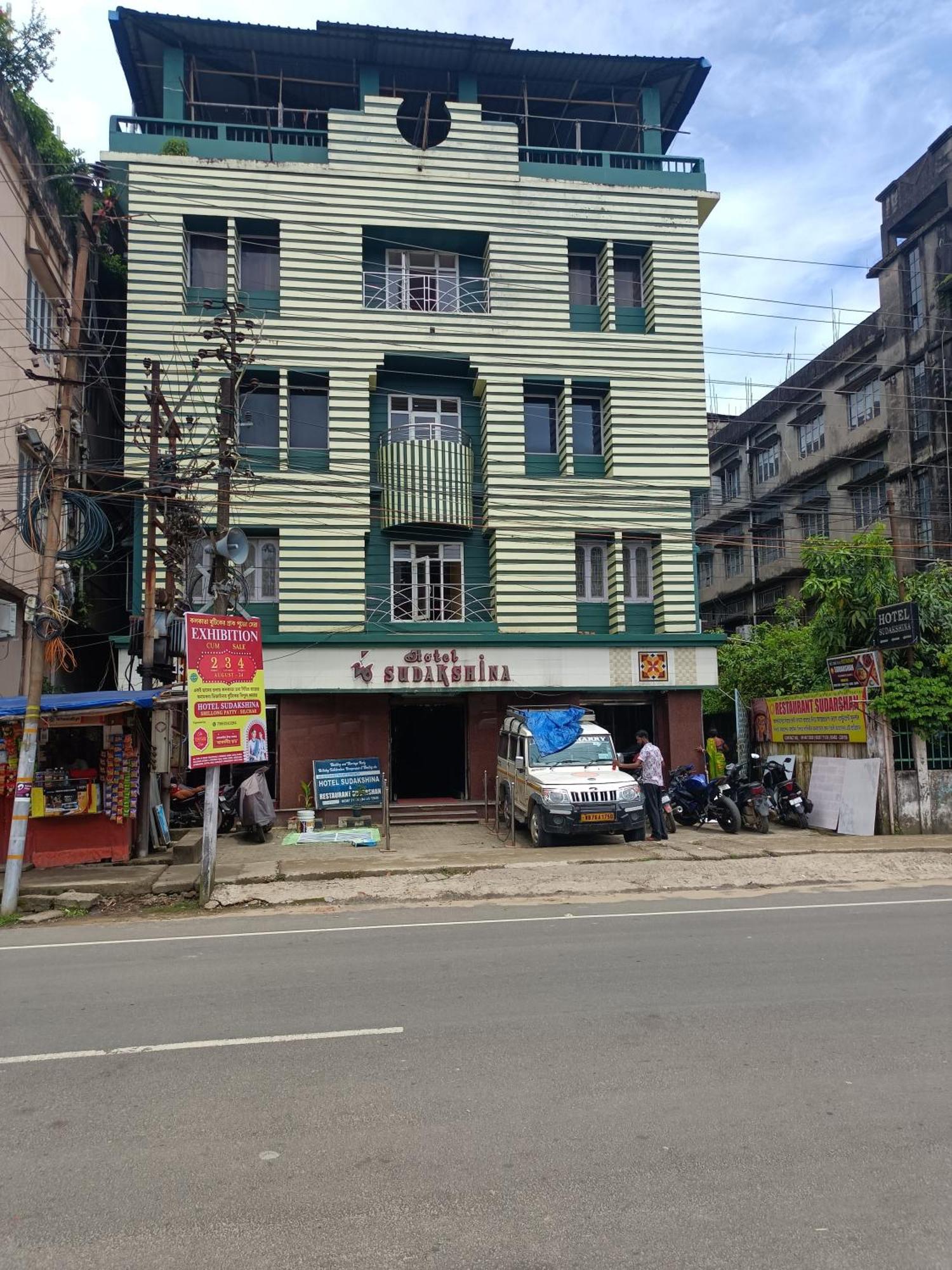 Hotel Sudakshina By Roh Silchar Kültér fotó