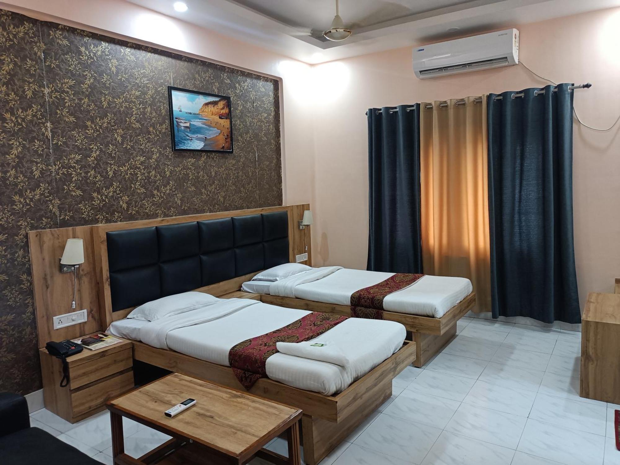Hotel Sudakshina By Roh Silchar Kültér fotó