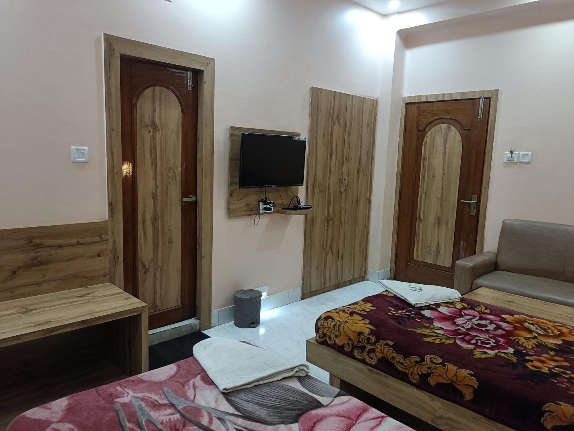Hotel Sudakshina By Roh Silchar Kültér fotó