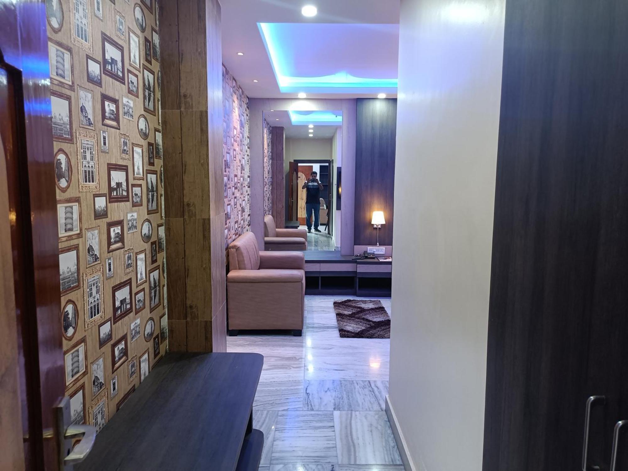 Hotel Sudakshina By Roh Silchar Kültér fotó